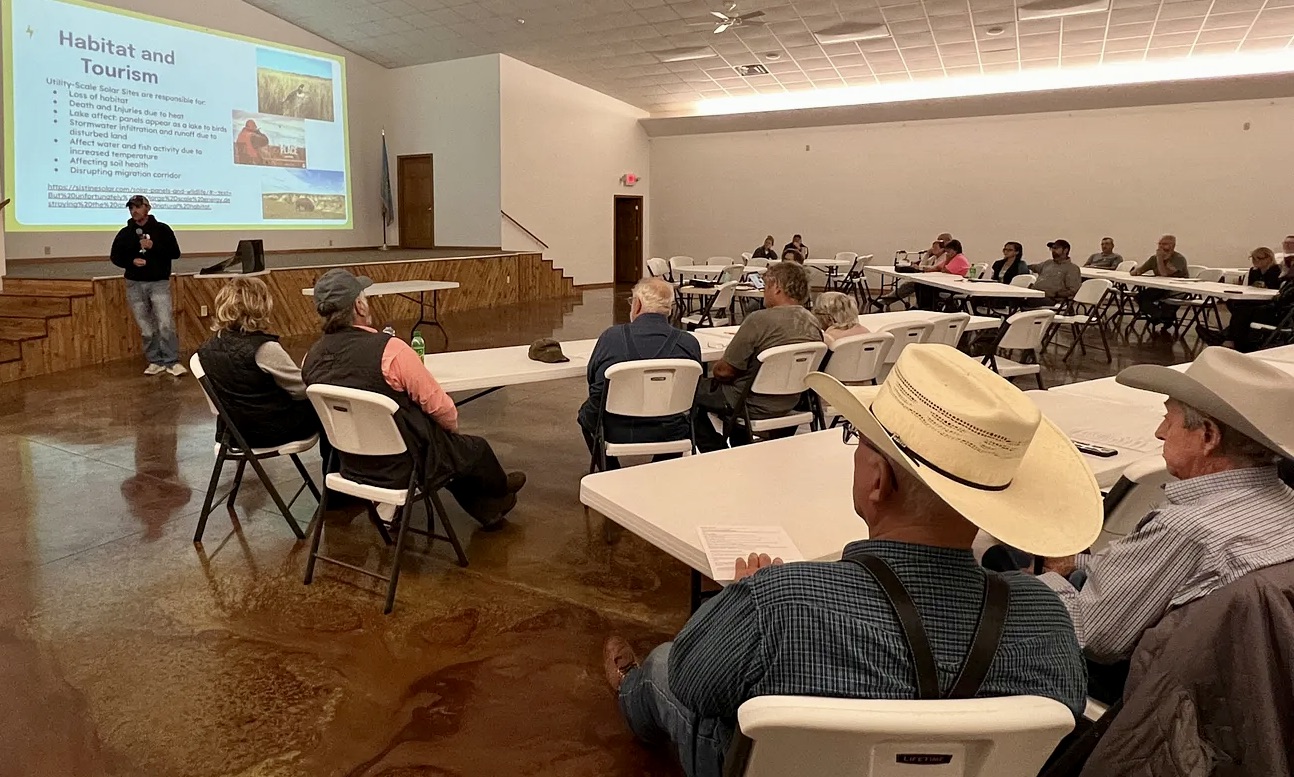 Residents of Walworth County meet in Akaska for information about a solar farm project being considered in their county. Photo by Austin Goss of The Dakota Scout
